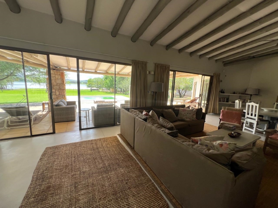 5 Bedroom Property for Sale in Hartebeesfontein SH Free State